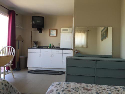 Room 25