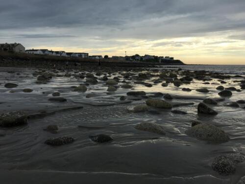 Tidepools at low tide across the street.  Kids will love crabbing.  Forgot your pails and shovel? We've got them to use.